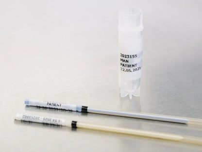 Tank Controls patient straws with attached RFID cryo-labels used in IVF laboratories